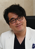 이문휘 의료진 사진