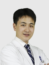 이세준 의료진 사진