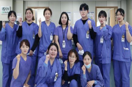 제주권역외상센터 의료진의 단체사진1